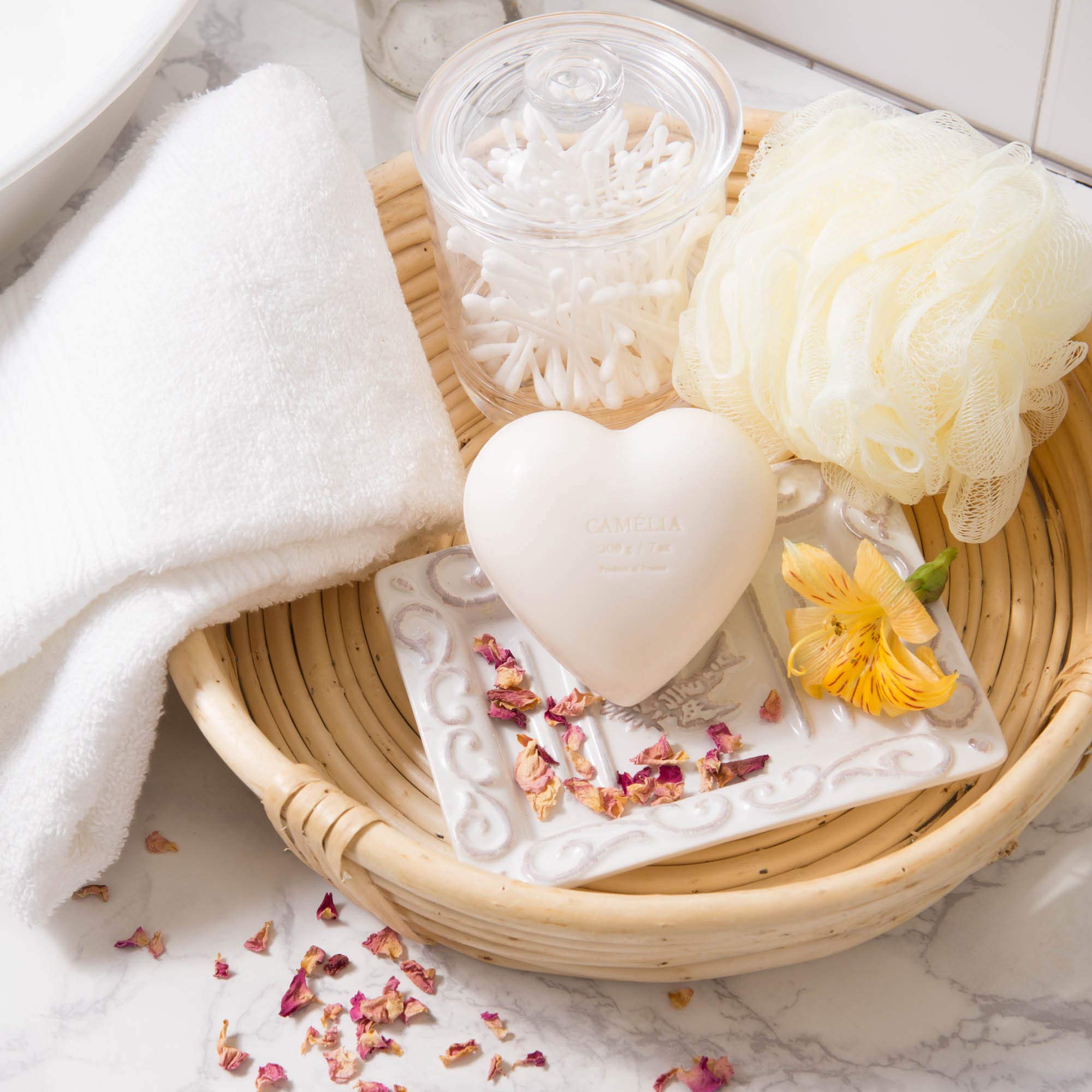 Pre de Provence Heart Shaped Gift Soap, 200 Gram, Camelia (6282)